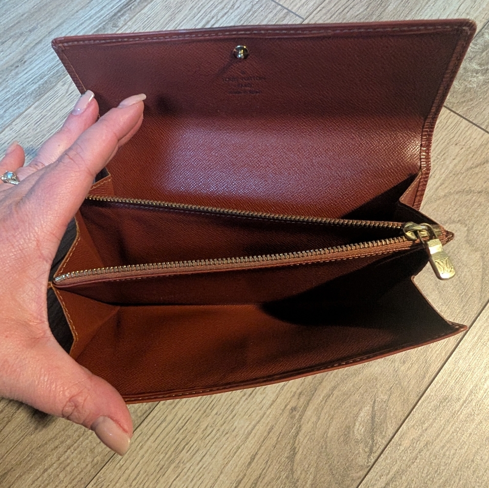 Louis Vuitton Textured Leather Wallet in Burnt Orange - Picture 3 of 3